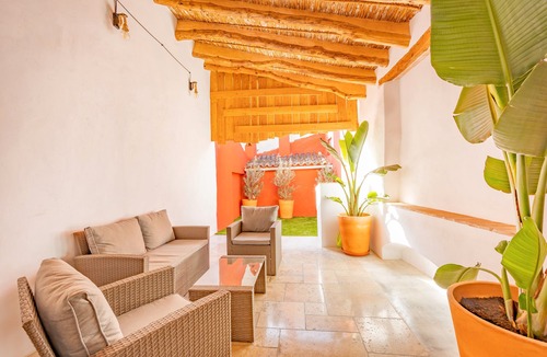 Callosa d' En Sarria House | Apartment 'Natura 43' with Private Terrace, Wi-Fi and Air Conditioning