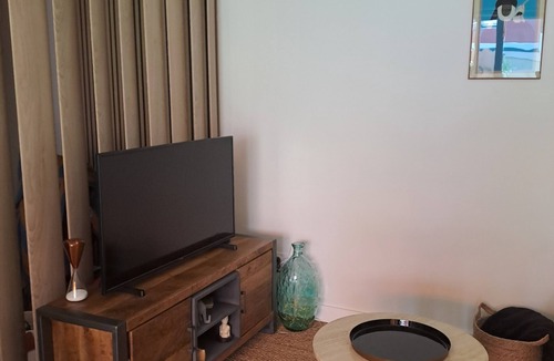 Convention Apartment | Apartment Narbonne Centre first floor two steps from the train station