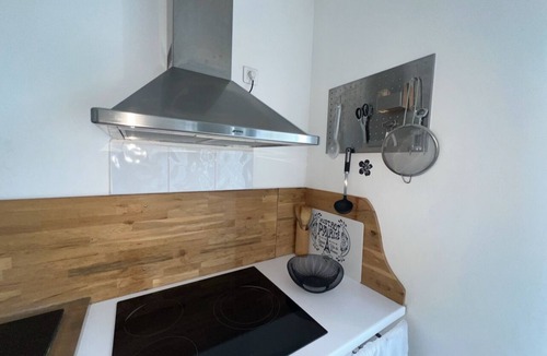 Bedarieux (ornac) Apartment | Apartment n°4 - Ground floor studio - separate bathroom