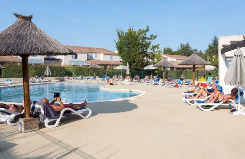 Vallon-Pont-d'Arc Apartment | Apartment near the natural arch Vallon Pont-d’Arc