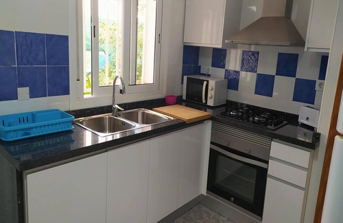 Oliva Apartment | Apartment near Beach with Serene Garden