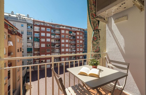 La Maternitat i Sant Ramon Apartment | Apartment near Camp Nou Barcelona