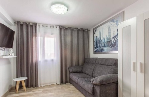 Na Rovella Apartment | Apartment near City of Arts 2