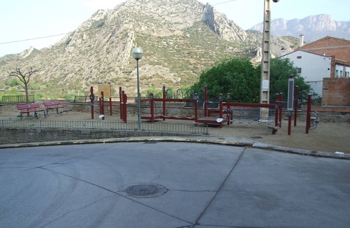Camarasa Apartment | Apartment near climbing area
