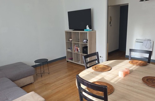 Bourg-en-Bresse Apartment | Apartment near the station in the city center