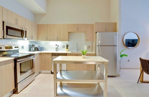 Aurora Highlands Apartment | Apartment Near Metro + Fitness Center
