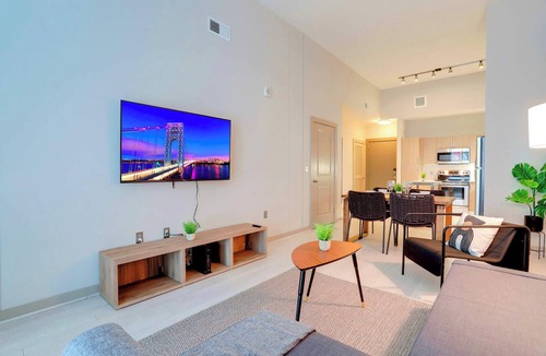Aurora Highlands Apartment | Apartment Near Metro + Fitness Center