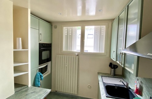 19th Arrondissement Apartment | Apartment near Parc des Buttes Chaumont - 4 bedrooms