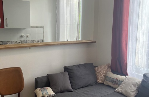 L'Economie Apartment | Apartment near Paris CDG airport