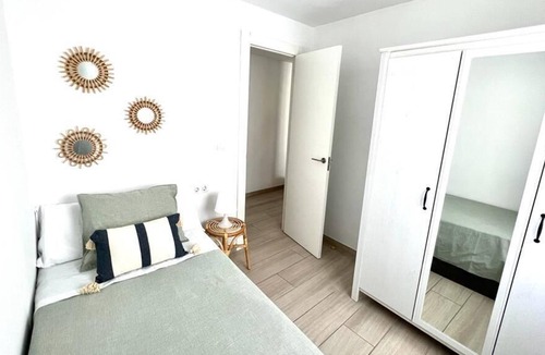 La Carrasca Apartment | Apartment near the beach in the cabin
