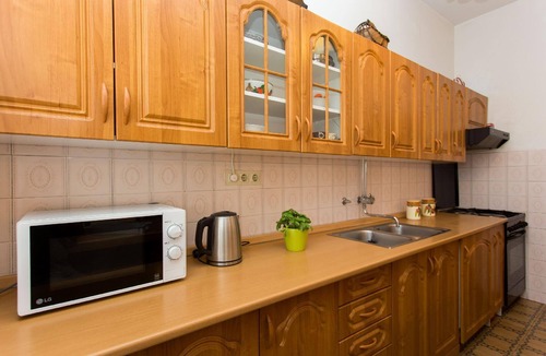 Seget Donji Apartment | Apartment near the beach with a large terrace