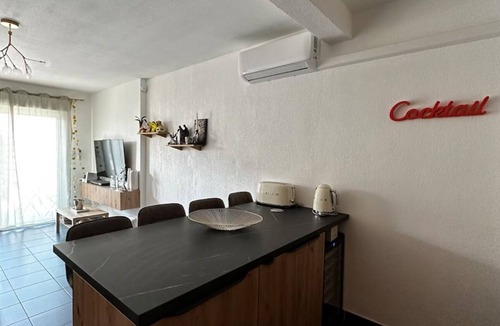 Peyrestortes Apartment | Apartment near the city center and close to the sea