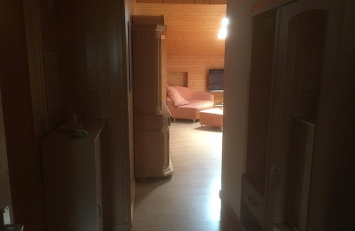 Leissigen Apartment | Apartment near the lake