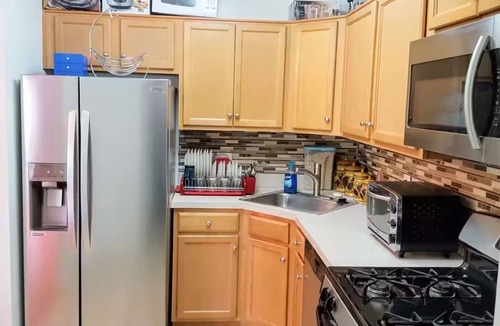 Oxon Hill-Glassmanor Apartment | Apartment near Washington DC