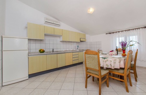 Duce Apartment | Apartment Neda (29671-A1) - Duce