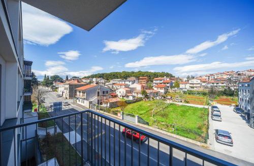Gregovica Apartment | Apartment Nena - Spacious apartment with Balcony and Free parking