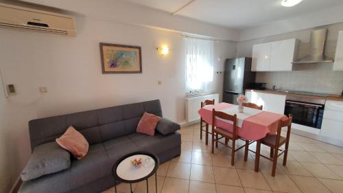 Krk Apartment | Apartment Nevenka
