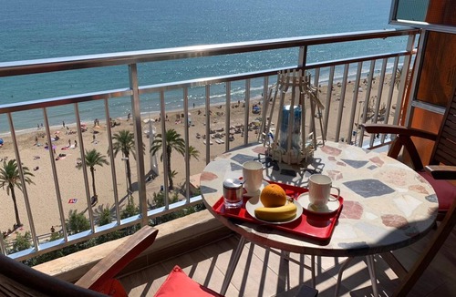Raval Roig Apartment | Apartment next to Postiguet