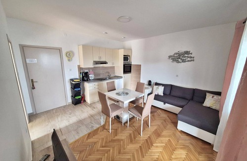 Rab Town Apartment | Apartment Nikolina 4 with Sea View
