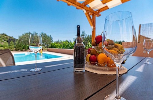 Sibenik Apartment | Apartment Niko - Two Bedroom Apartment with Swimming Pool