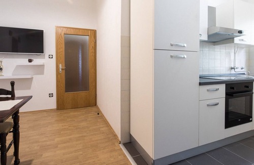 Punat Apartment | Apartment Nikola with Balcony