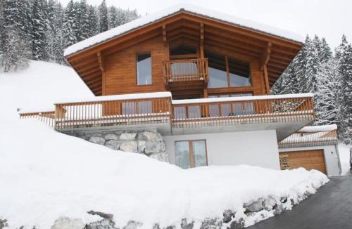 Zweisimmen Apartment | Apartment Nubes- Chalet by Interhome
