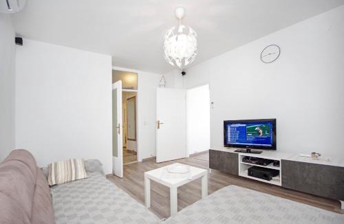 Istok Apartment | Apartment Nugal