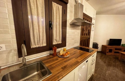 Hervas Apartment | Apartment number 3 ground floor with terrace and garden