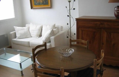 Saint-Valery-en-Caux Apartment | Apartment on the seafront, 3rd floor