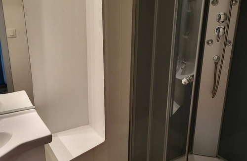 Saint-Valery-en-Caux Apartment | Apartment on the seafront, 3rd floor