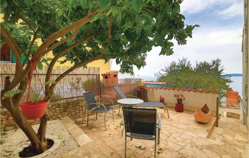 Okrug Gornji Apartment | Apartment Okrug Gornji With Sea View 1