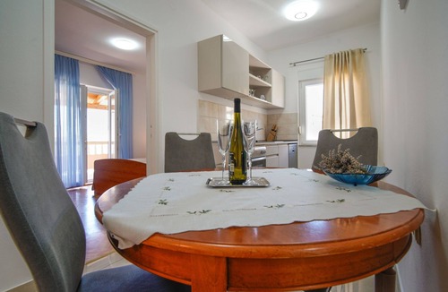 Banjol Apartment | Apartment Olga by Interhome