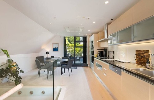 Mount Maunganui Apartment | Apartment on Main Beach