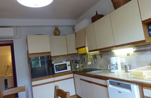Argeles-sur-Mer Apartment | Apartment on the edge of the old town, 2.3 km from the beach.