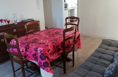 Pontlieue - Rocade Apartment | Apartment on the ground floor over-high (8 steps)