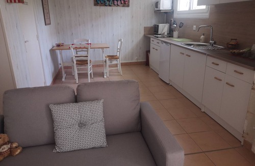 Casseneuil Apartment | Apartment on the Lot