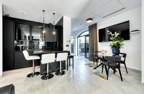 Babin Kuk Apartment | Apartment One B with Heated Private pool