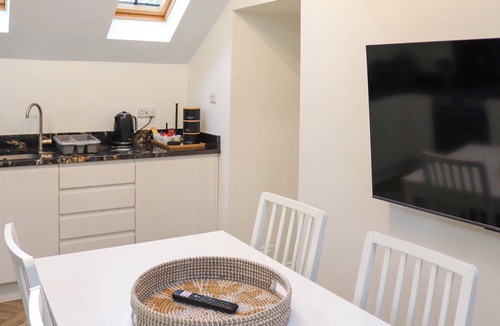 Bala Apartment | Apartment One - UK49591