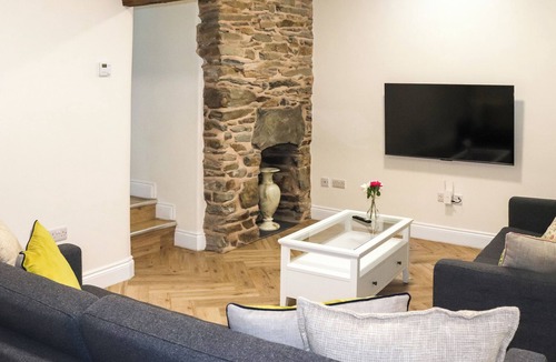 Bala Apartment | Apartment One - UK49591