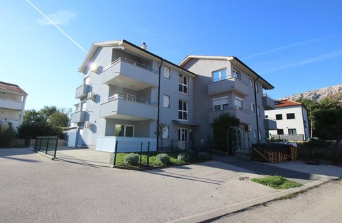 Jurandvor Apartment | Apartment Osmanovic A6 - with private Garden