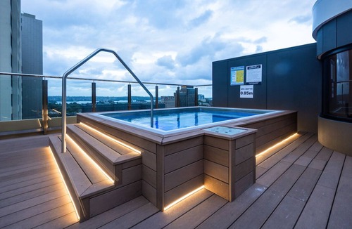 Darlinghurst Apartment | Apartment overlooking Sydney Park