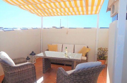 La Florida Apartment | Apartment overlooking large pool with private roof terrace, La Florida