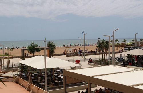 Valras-Plage Apartment | APARTMENT P2 SECOND FLOOR SEA VIEW NEAR THE BEACH