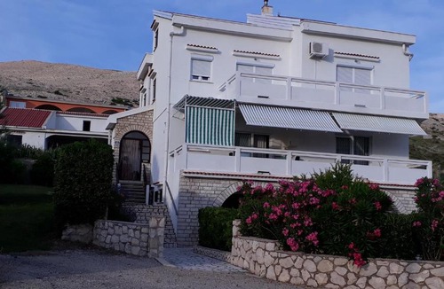 Pag Apartment | Apartment Pag 12301a