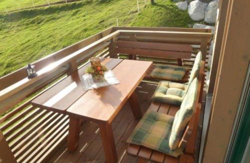 Oeschseite Apartment | Apartment Panorama- Chalet by Interhome