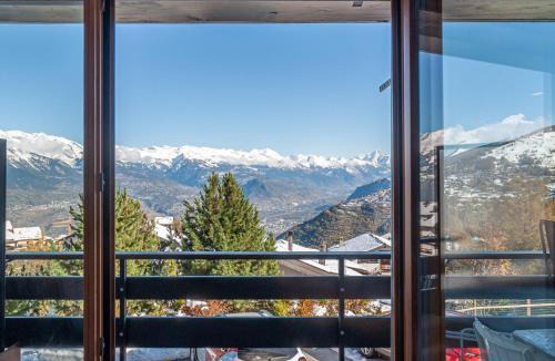 Saint-Pierre-de-Clages Apartment | Apartment Panoramic B1 by Interhome