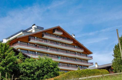 Saint-Pierre-de-Clages Apartment | Apartment Panoramic B1 by Interhome