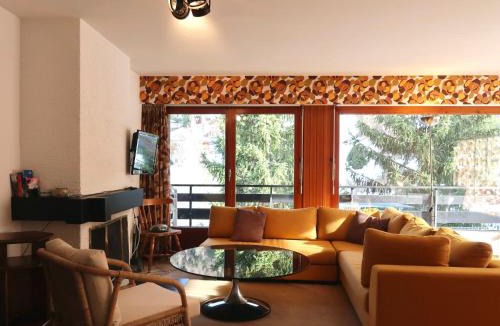 Saint-Pierre-de-Clages Apartment | Apartment Panoramic G4 by Interhome