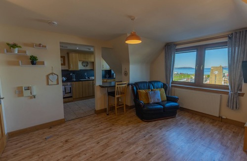 Stranraer Apartment | Apartment-Panoramic-Private Bathroom-Twin