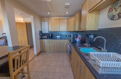 Stranraer Apartment | Apartment-Panoramic-Private Bathroom-Twin